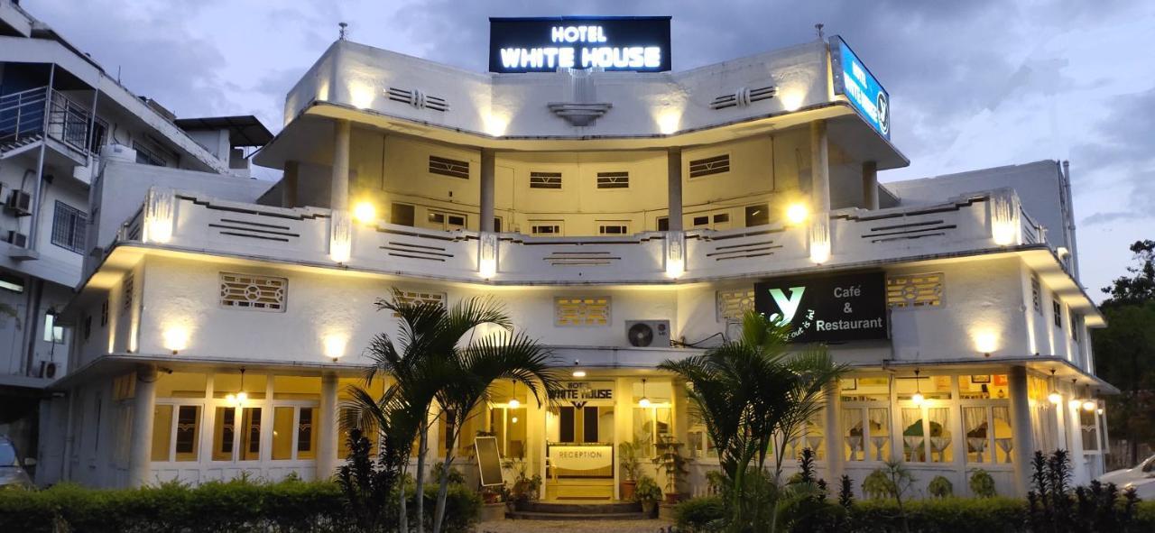 Hotel White House 데라둔 외부 사진